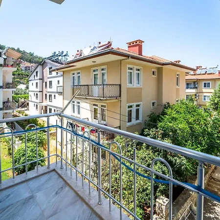 Apartamento Splendid Flat Close To The Beach With Balcony And Shared Backyard In Fethiye