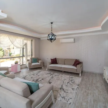 דירה Splendid Flat Close To The Beach With Balcony And Shared Backyard In Fethiye *